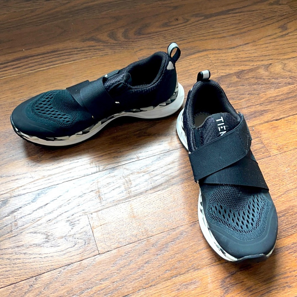 Cycling shoes